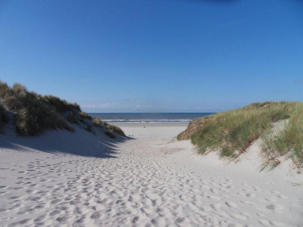Ameland-Nes-Duinoord: Stacaravan Nes  Exterior foto